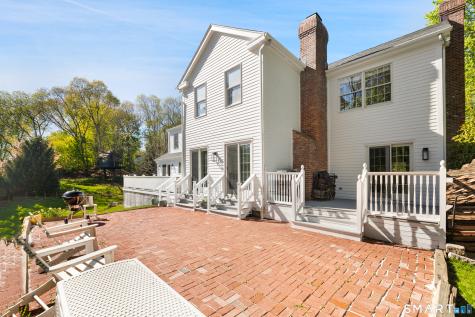 12 Ricki Beth Lane Greenwich CT 06870