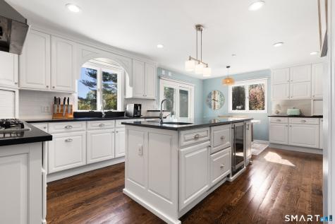 12 Ricki Beth Lane Greenwich CT 06870