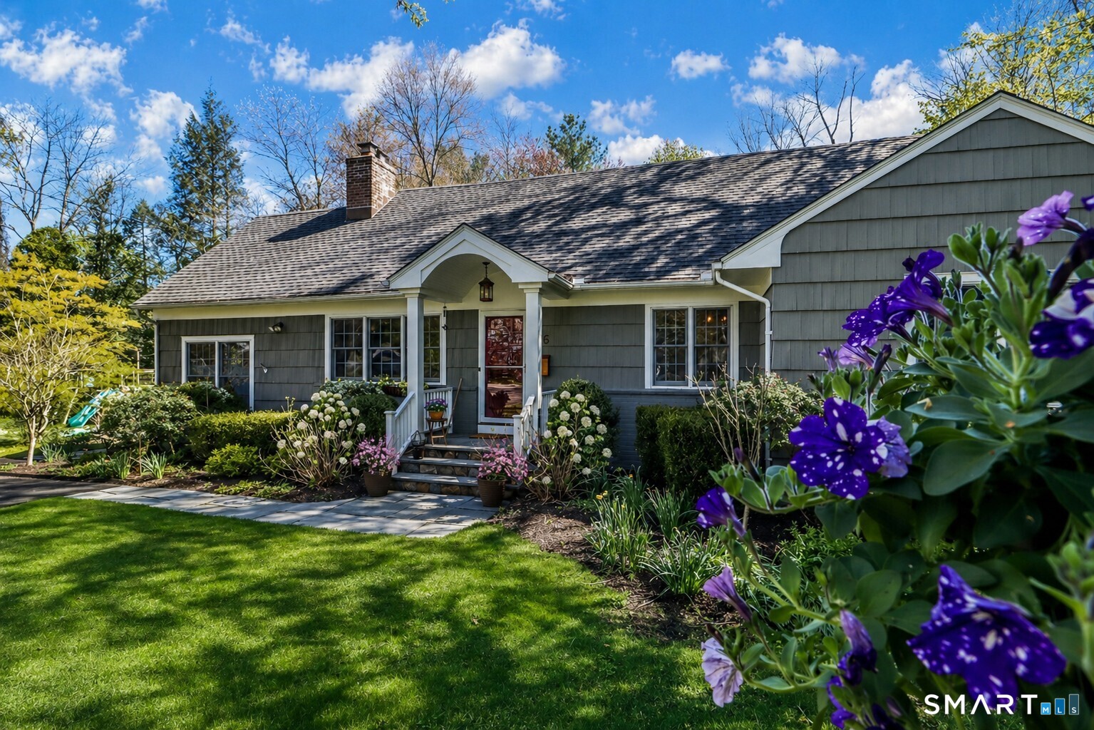 36 Down River Road New Canaan CT 06840