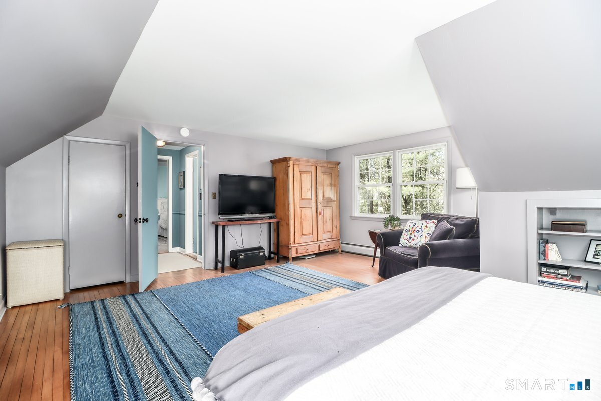 36 Down River Road New Canaan CT 06840