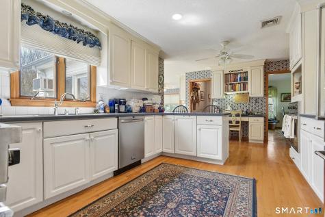53 Hansen Farm Road North Haven CT 06473