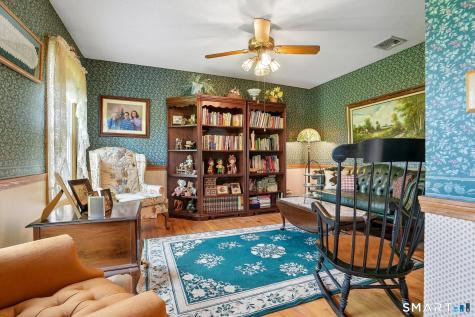 53 Hansen Farm Road North Haven CT 06473