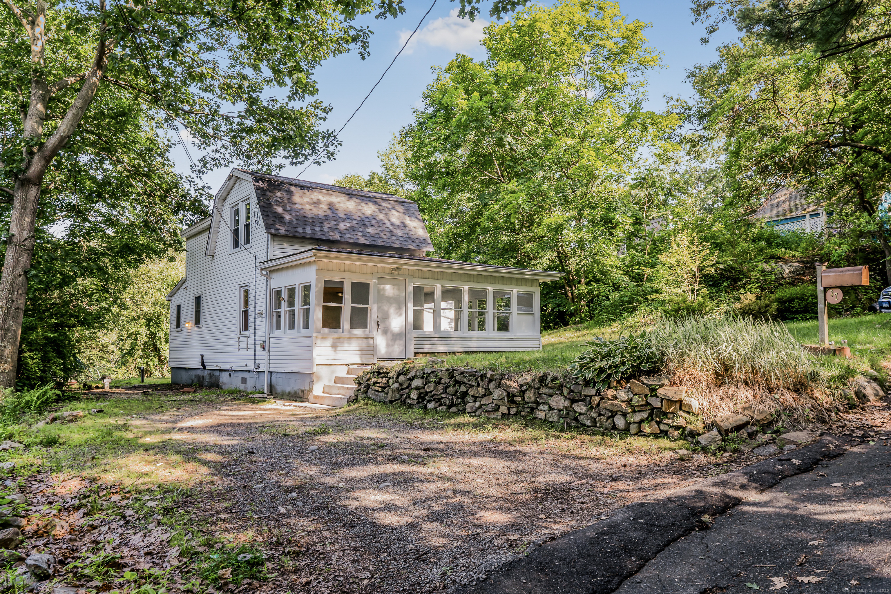 37 Quarry Road Beacon Falls CT 06403