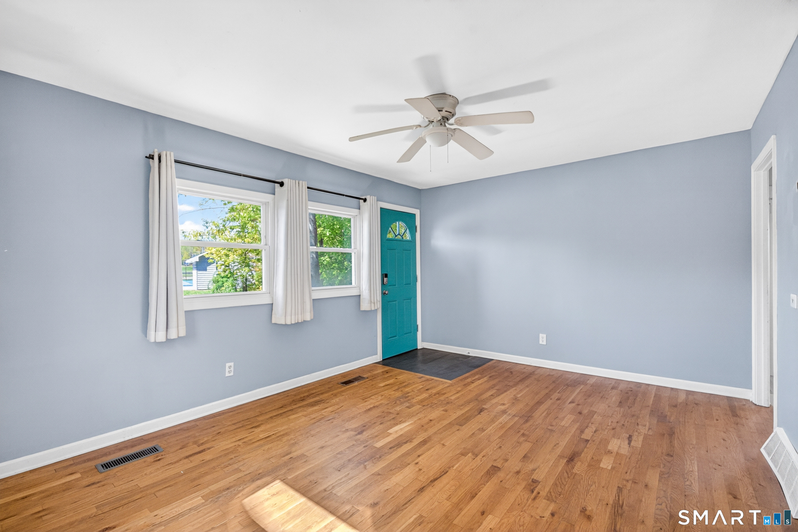 33 Howard Court Milford CT 06460