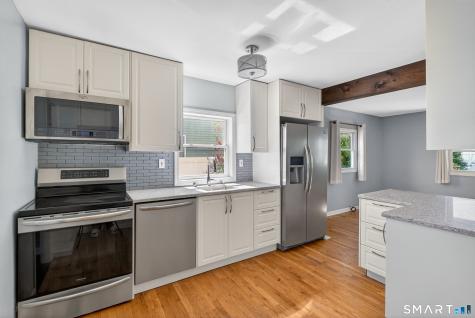 33 Howard Court Milford CT 06460