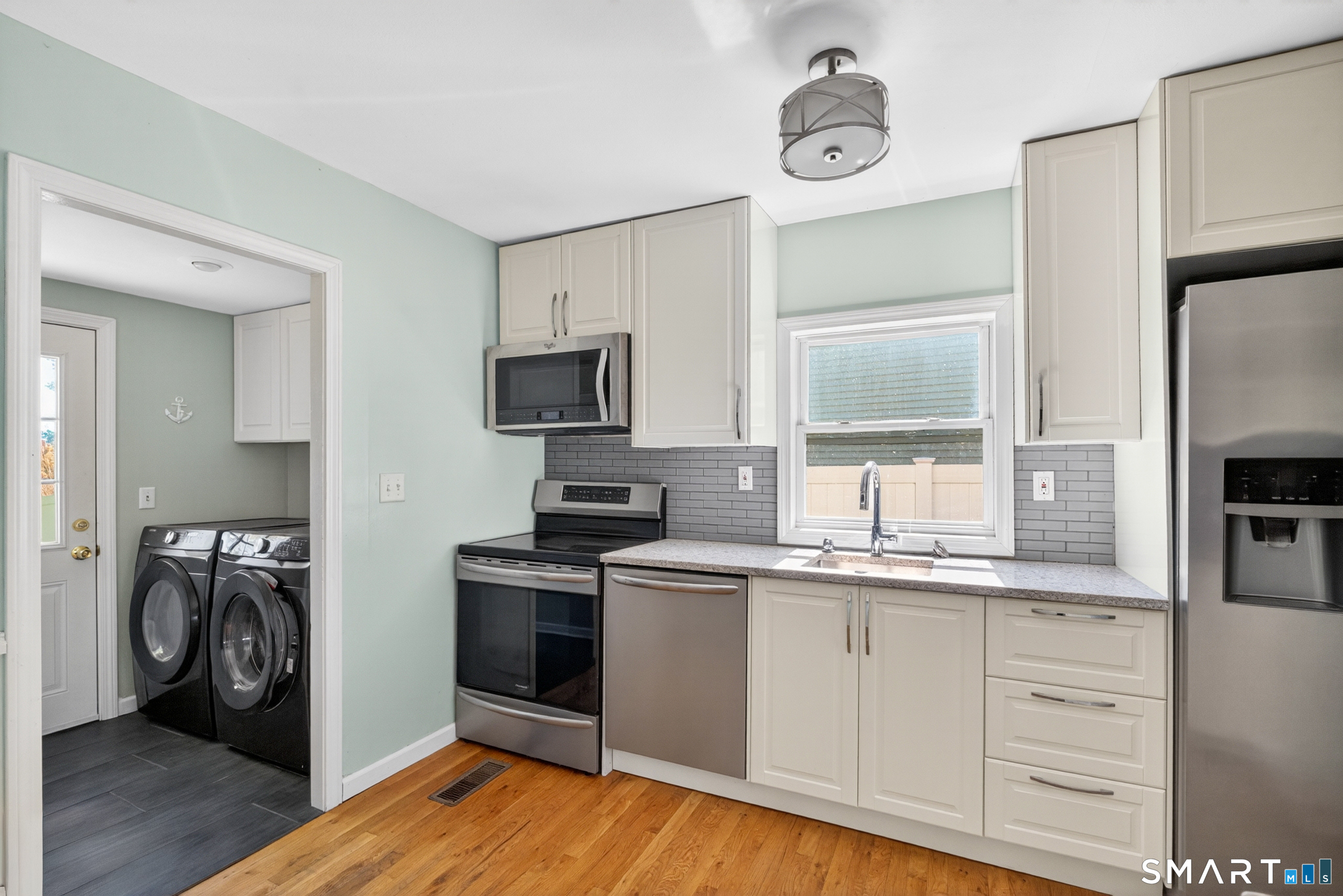 33 Howard Court Milford CT 06460