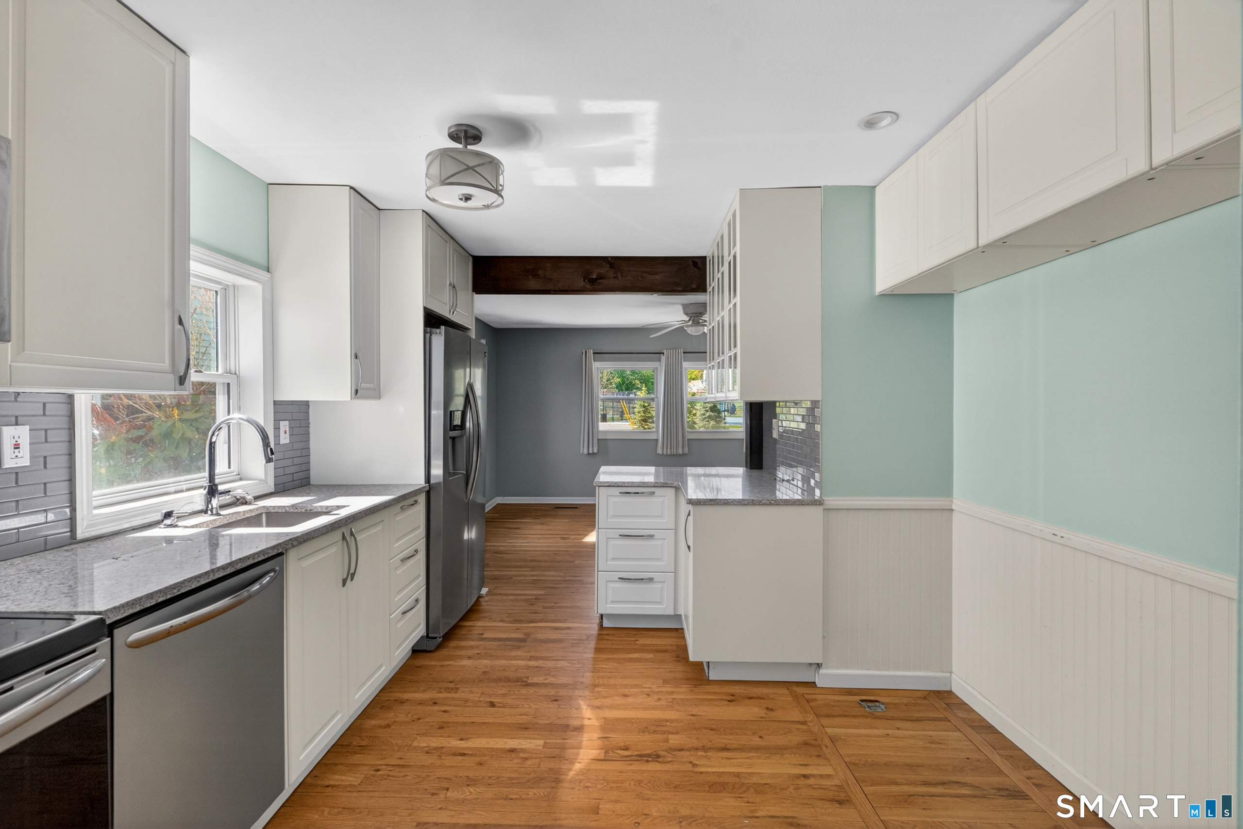 33 Howard Court Milford CT 06460