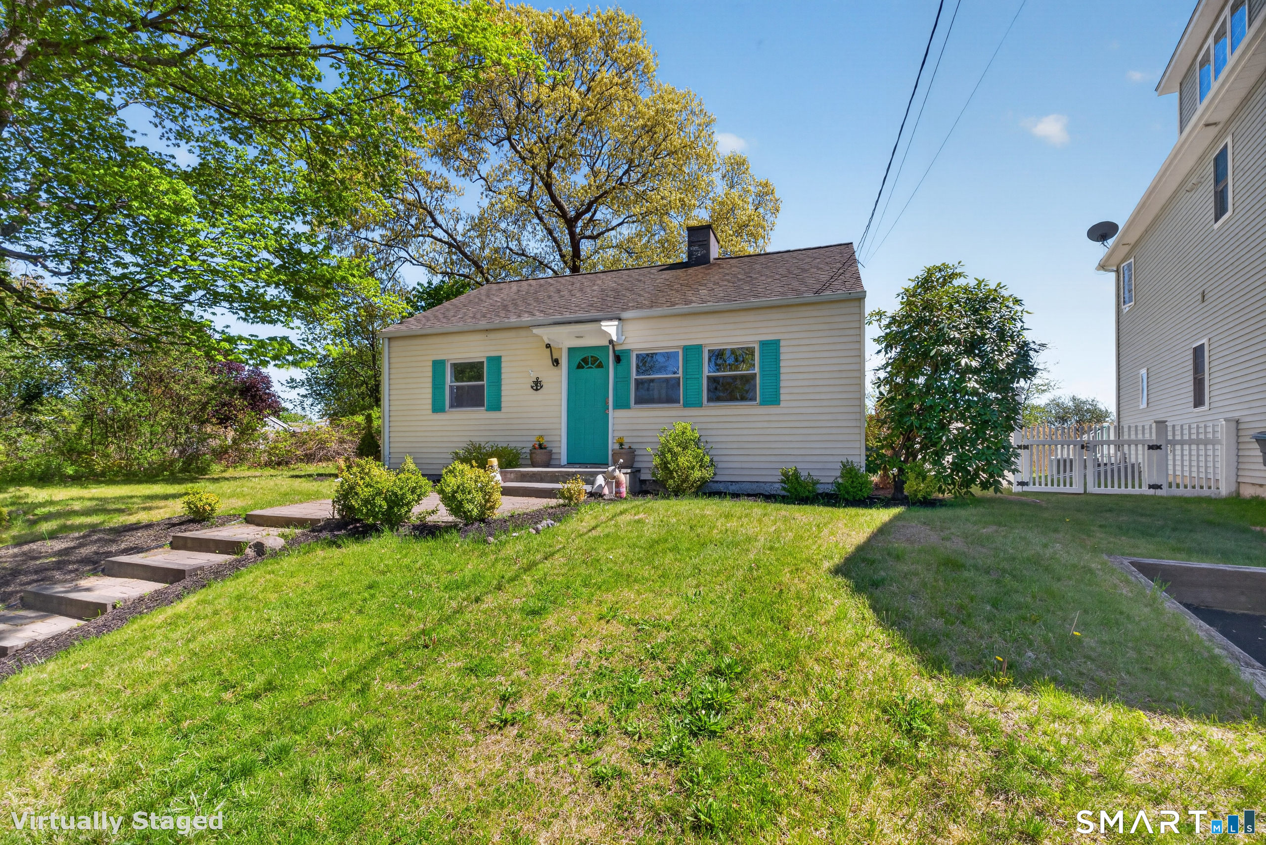 33 Howard Court Milford CT 06460
