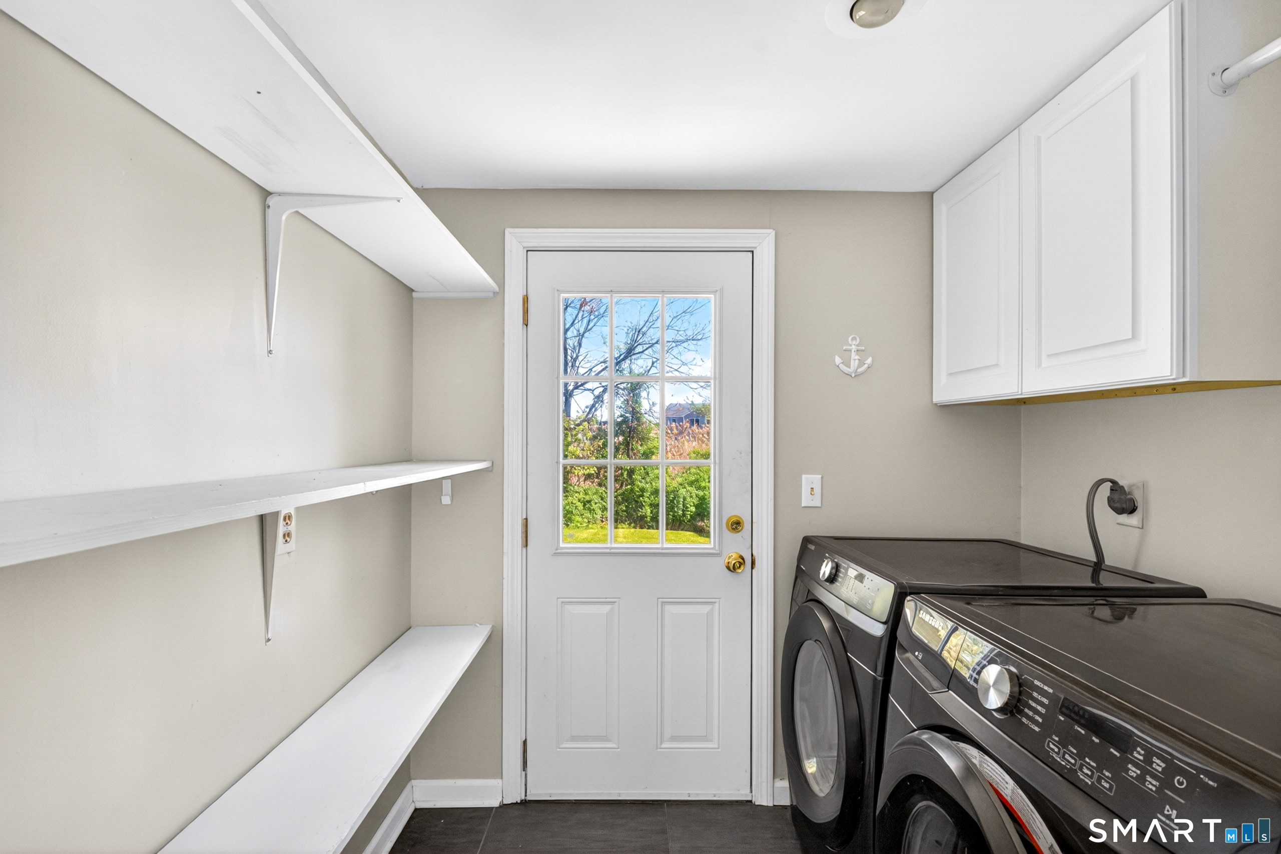 33 Howard Court Milford CT 06460