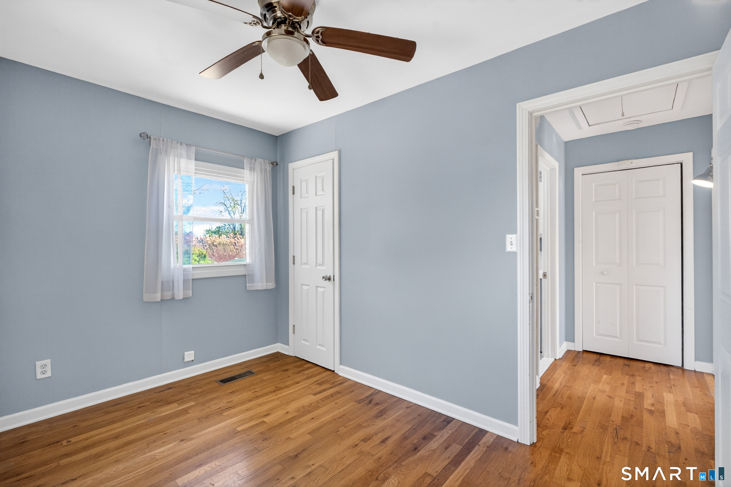 33 Howard Court Milford CT 06460