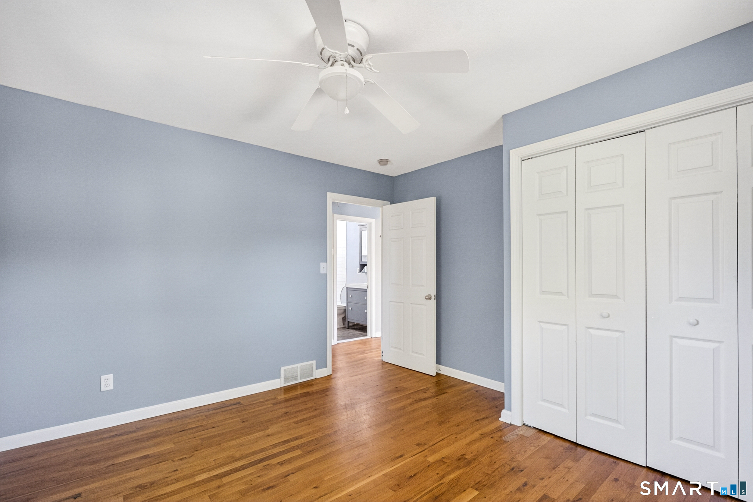33 Howard Court Milford CT 06460
