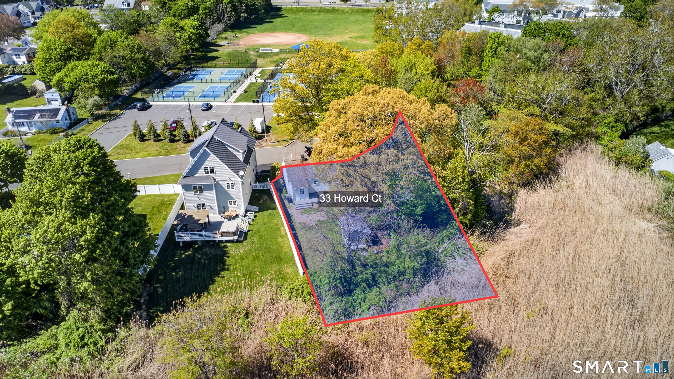 33 Howard Court Milford CT 06460