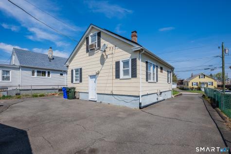 17 Layton Street West Hartford CT 06110