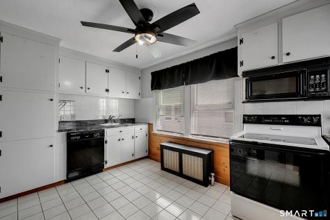 17 Layton Street West Hartford CT 06110