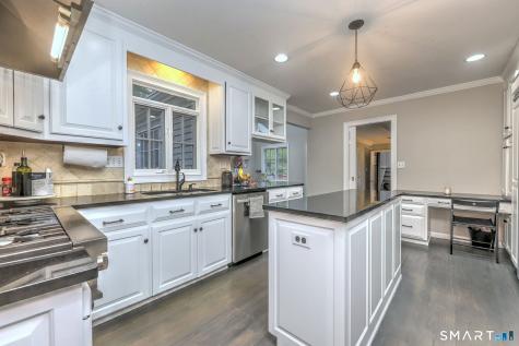 16 Wolf Tree Drive Woodbridge CT 06525