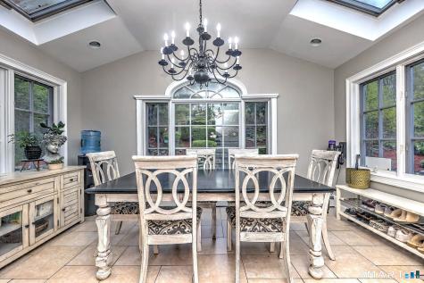16 Wolf Tree Drive Woodbridge CT 06525