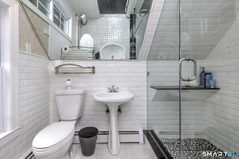 16 Wolf Tree Drive Woodbridge CT 06525