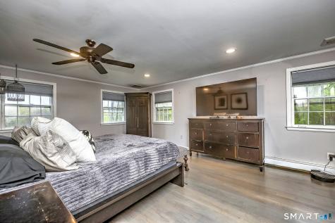 16 Wolf Tree Drive Woodbridge CT 06525