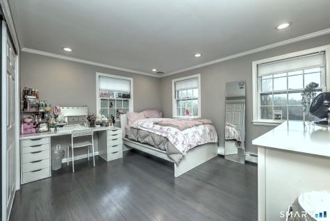 16 Wolf Tree Drive Woodbridge CT 06525