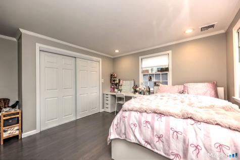 16 Wolf Tree Drive Woodbridge CT 06525