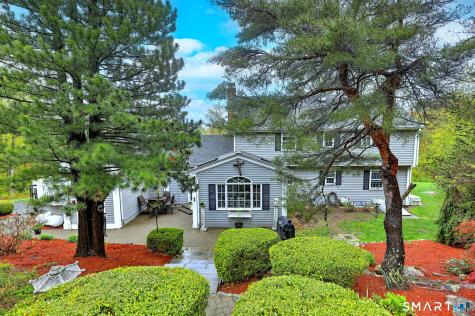 16 Wolf Tree Drive Woodbridge CT 06525