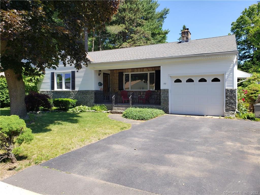 157 Lyness Street Manchester CT 06040