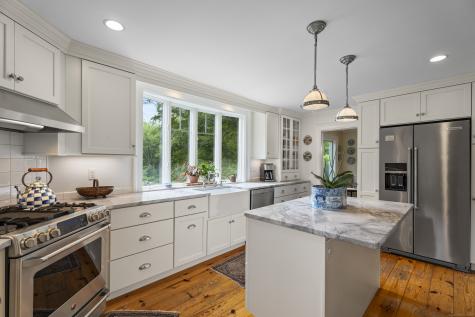 33 Sill Lane Old Lyme CT 06371