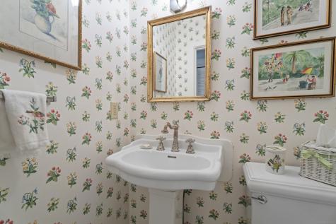 33 Sill Lane Old Lyme CT 06371