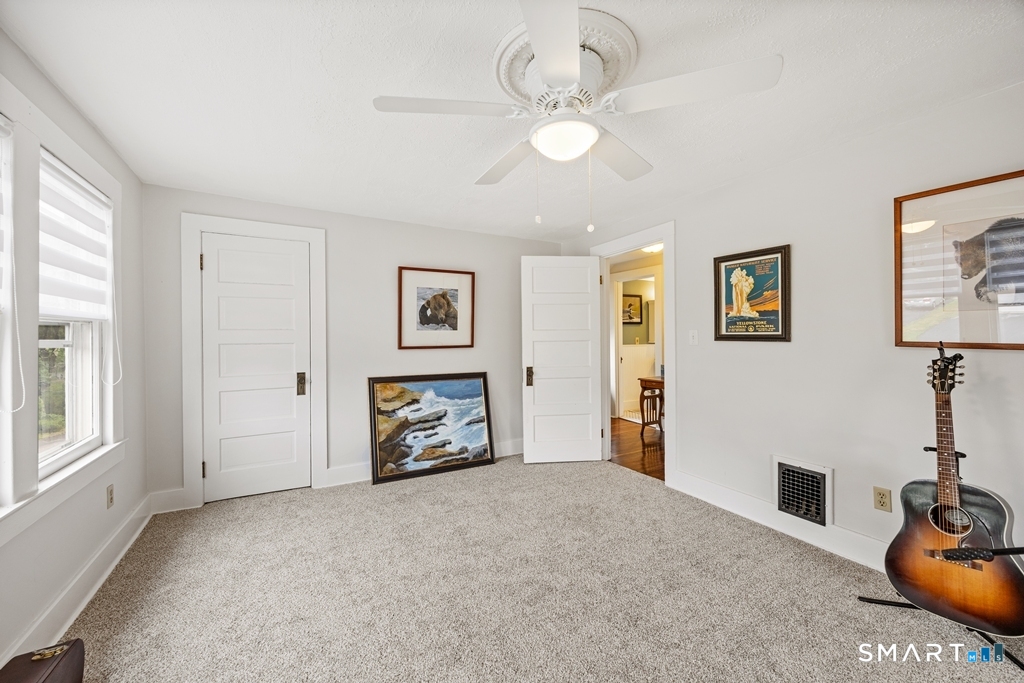 81 Grove Street Southington CT 06479