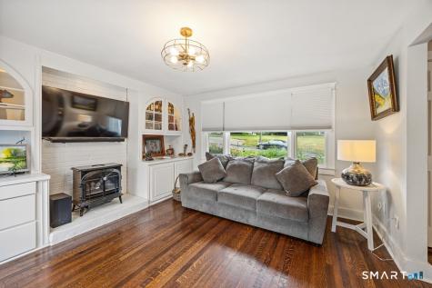 81 Grove Street Southington CT 06479