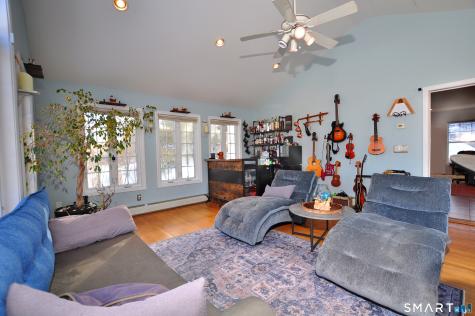 7 Glen Hollow East Granby CT 06026