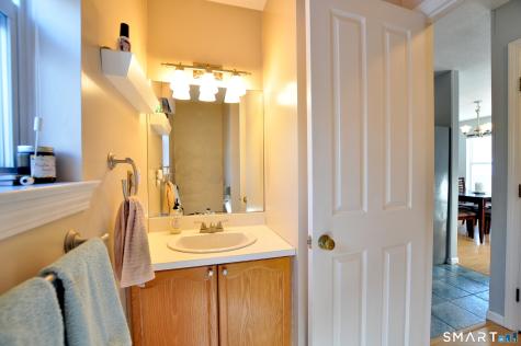 7 Glen Hollow East Granby CT 06026