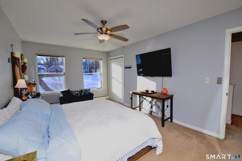 7 Glen Hollow East Granby CT 06026