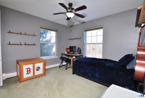 7 Glen Hollow East Granby CT 06026