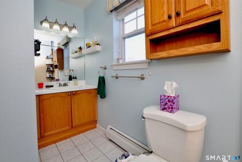 7 Glen Hollow East Granby CT 06026