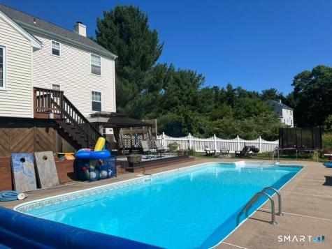 7 Glen Hollow East Granby CT 06026