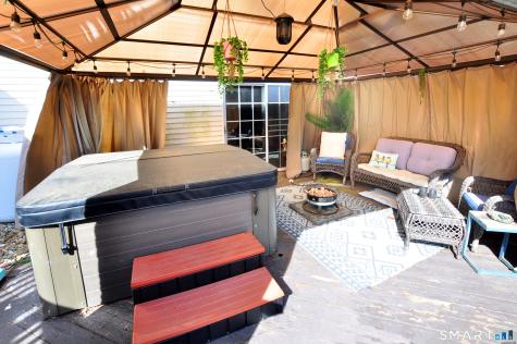 7 Glen Hollow East Granby CT 06026