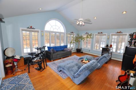 7 Glen Hollow East Granby CT 06026