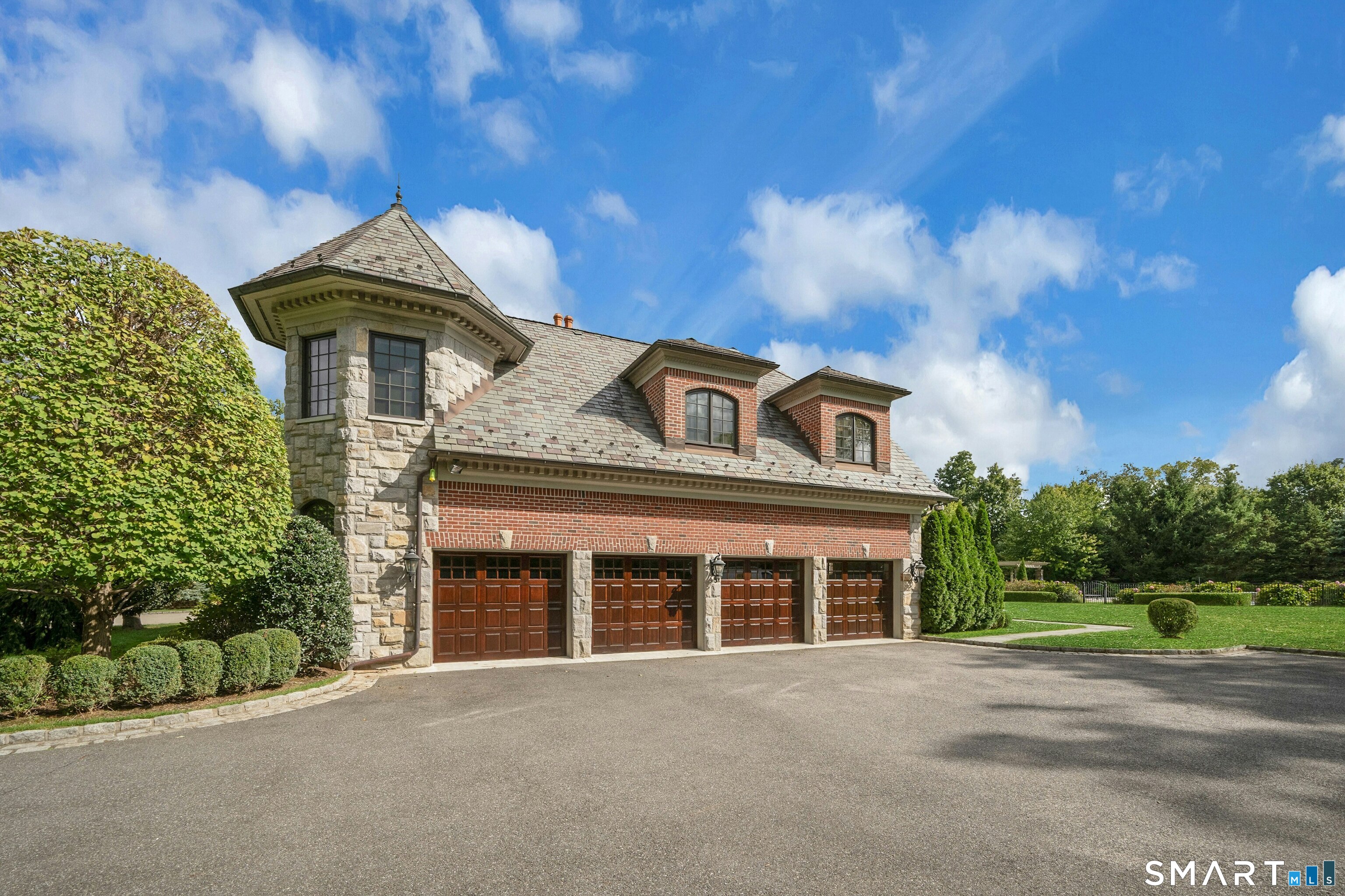 1 Loch Lane Greenwich CT 06830