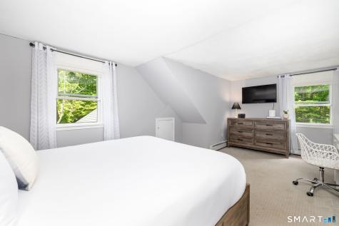 7 Capilos Drive Cromwell CT 06416