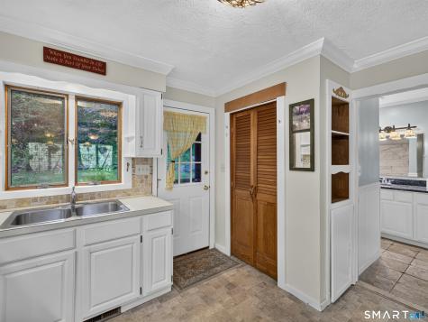 52 Hanover Versailles Road Sprague CT 06383