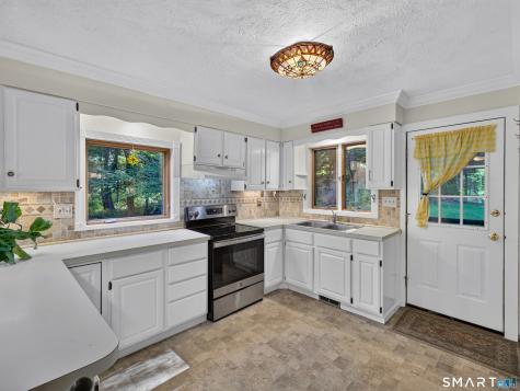 52 Hanover Versailles Road Sprague CT 06383