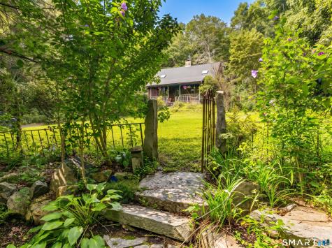 52 Hanover Versailles Road Sprague CT 06383