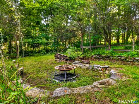 52 Hanover Versailles Road Sprague CT 06383