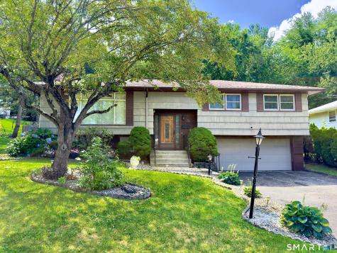 25 Greenfield Avenue Waterbury CT 06708