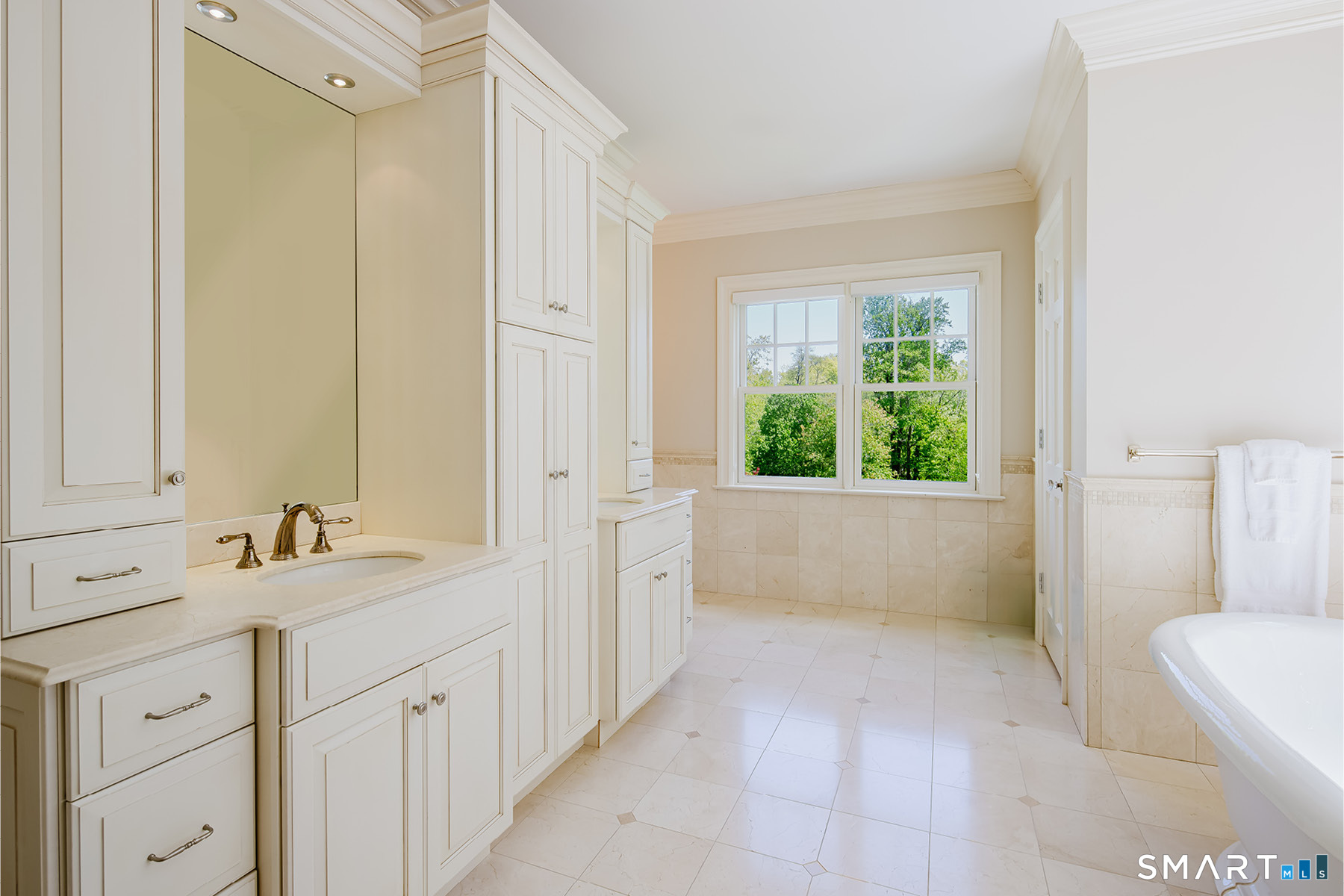 80 Bayberry Lane Westport CT 06880