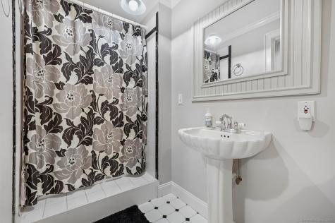 305 South Gate Lane Fairfield CT 06890