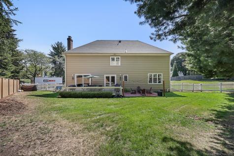 305 South Gate Lane Fairfield CT 06890