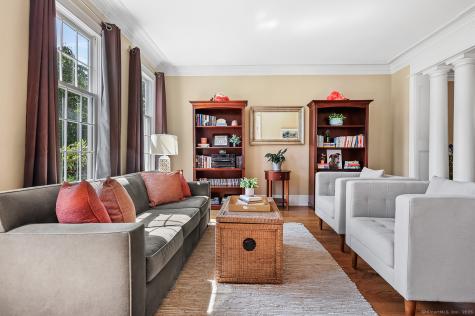 305 South Gate Lane Fairfield CT 06890