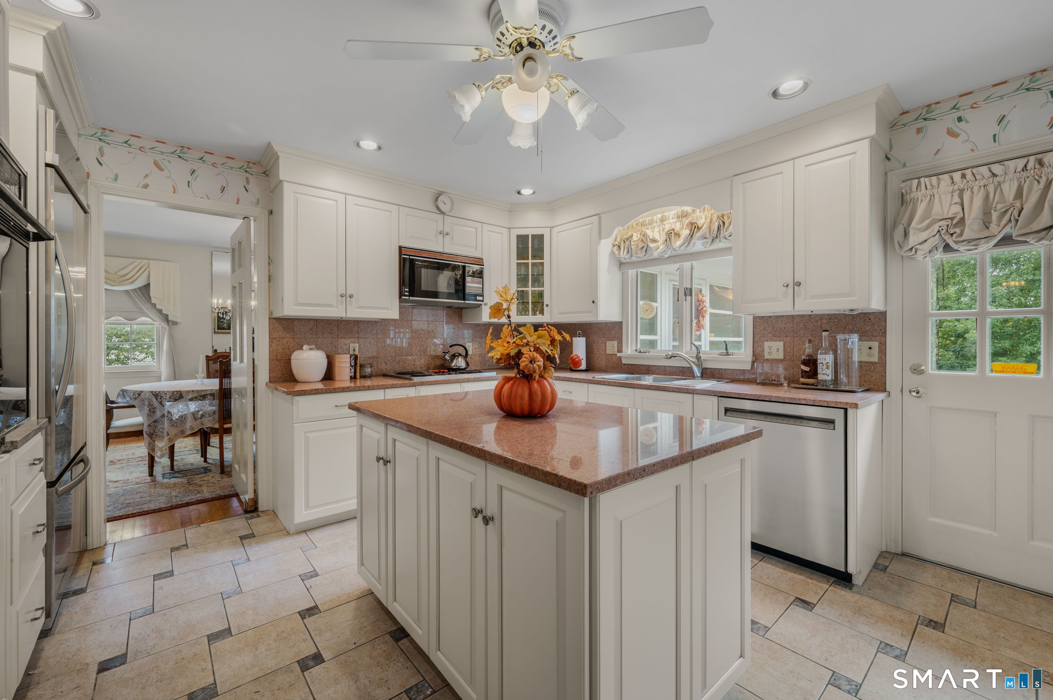 64 Briar Hill Road Norwich CT 06360